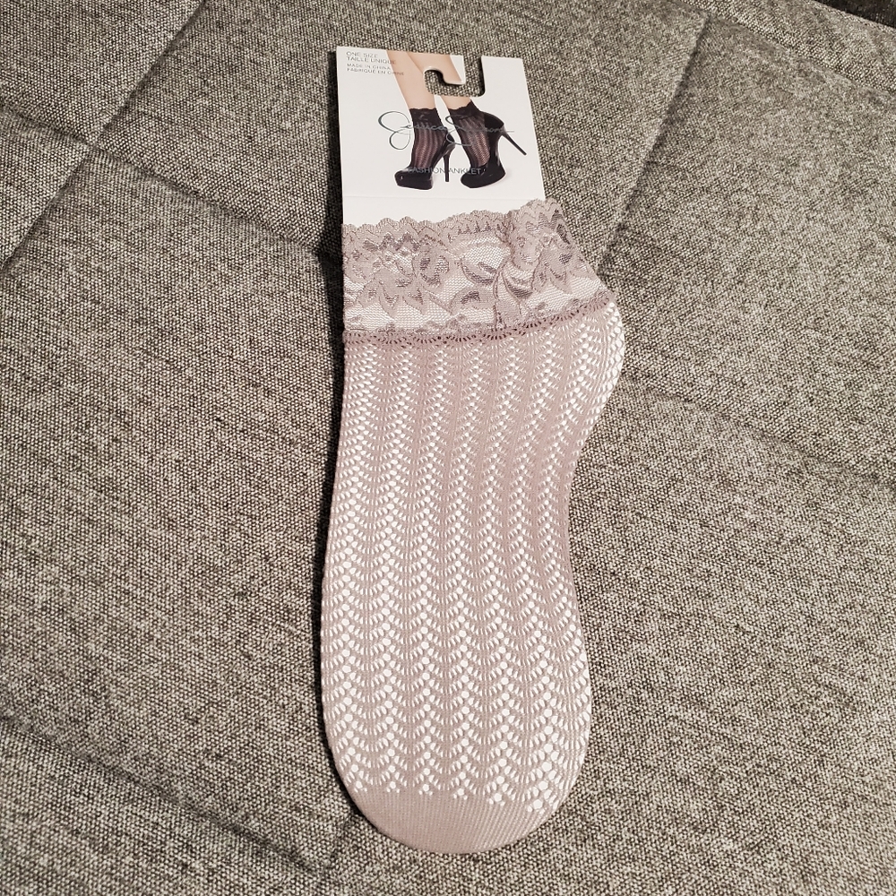 Jessica Simpson Fashion Anklet Lace Socks One Size Chateau Grey Color